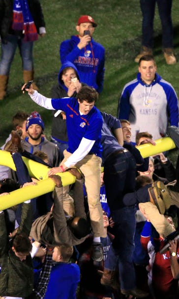 Kansas shocks Texas 24-21, earns first Big 12 win since 2014